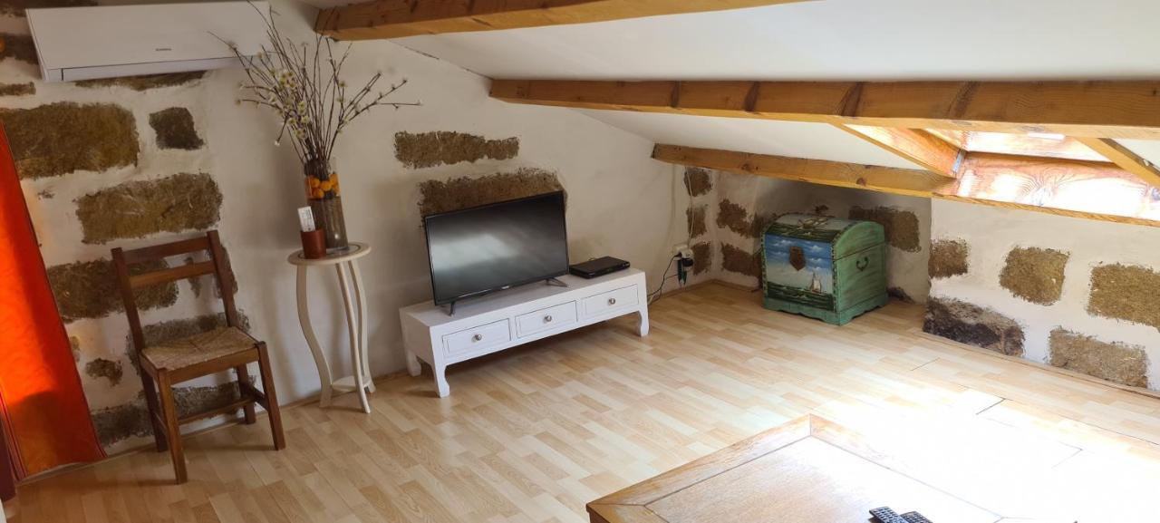 L'Orca Di San Gavinu Hotel Фигари Екстериор снимка