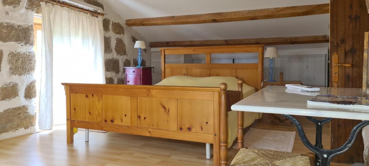 L'Orca Di San Gavinu Hotel Фигари Екстериор снимка