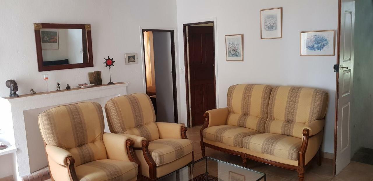 L'Orca Di San Gavinu Hotel Фигари Екстериор снимка
